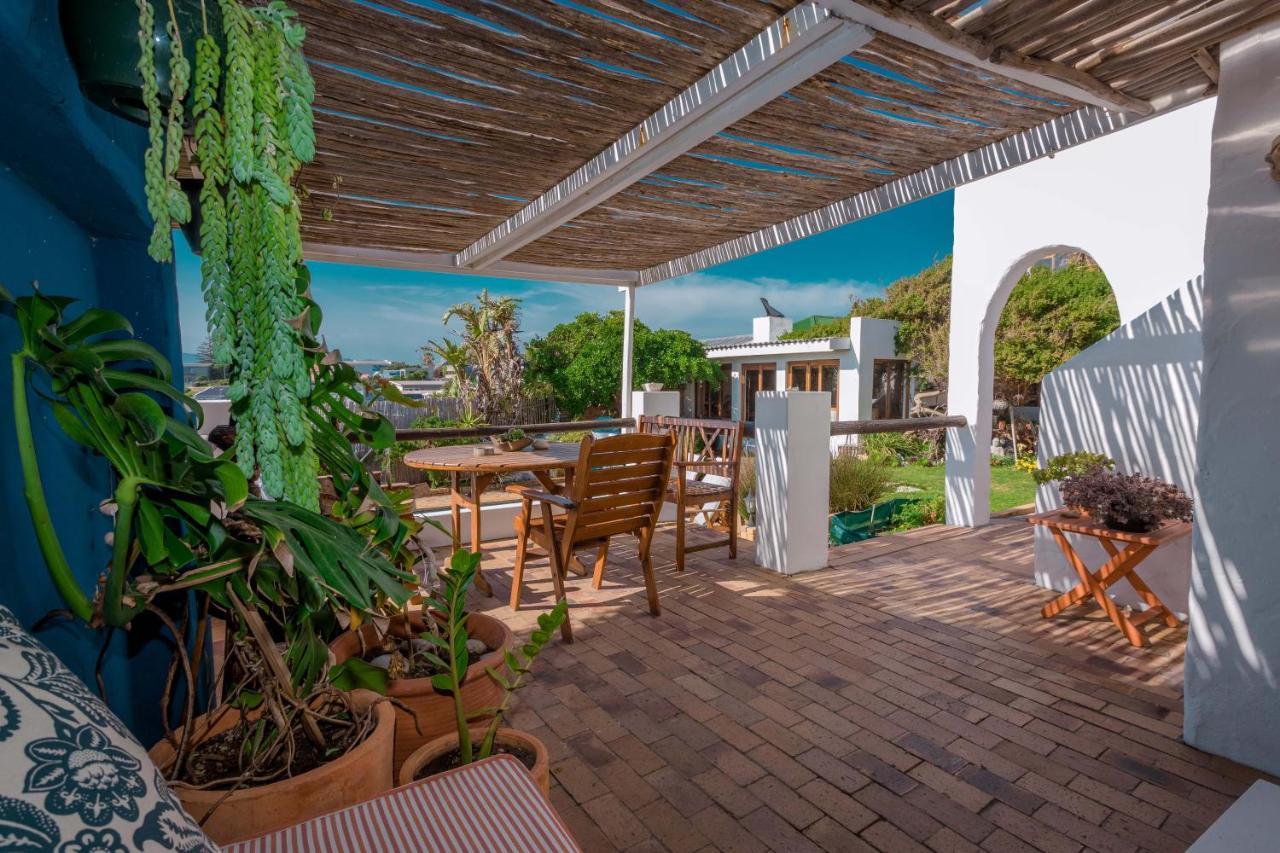 Saxon Lodge Gansbaai Exterior photo