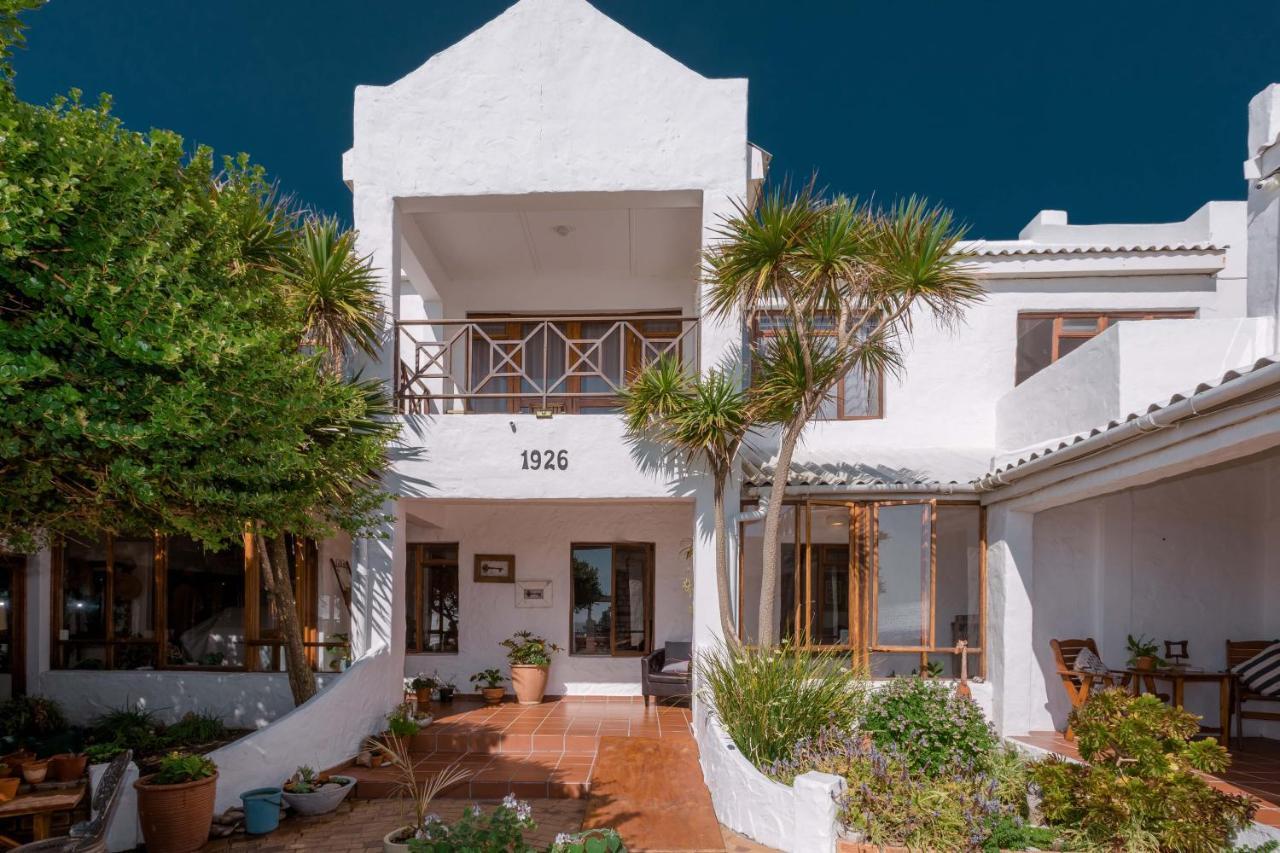Saxon Lodge Gansbaai Exterior photo